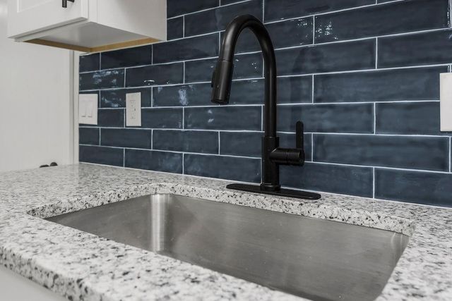 5416 N Denver Avenue, Kansas City, MO 64119