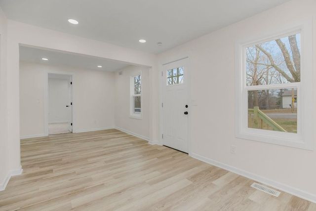 5416 N Denver Avenue, Kansas City, MO 64119