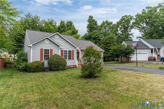 7916 Featherchase Ter, Chesterfield, VA 23832