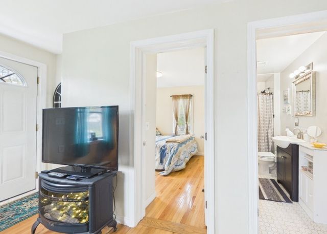 78 Shand Avenue, Warwick, RI 02889