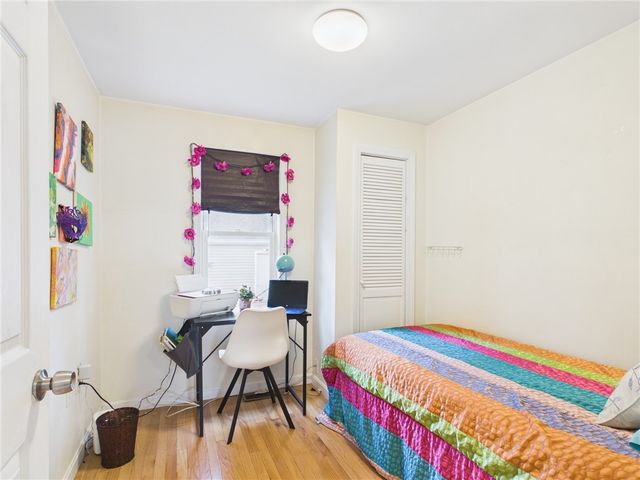 78 Shand Avenue, Warwick, RI 02889