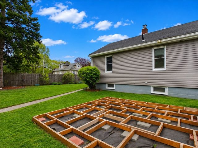 78 Shand Avenue, Warwick, RI 02889