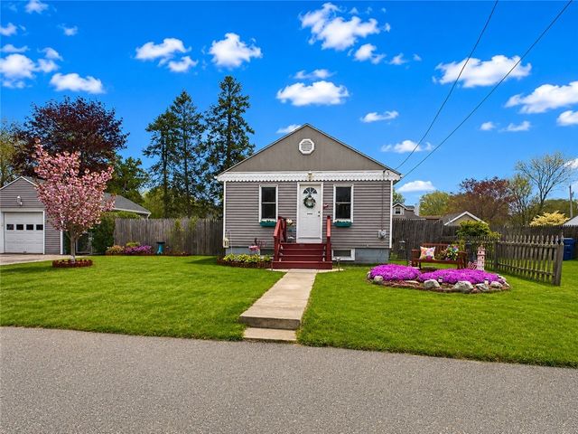 78 Shand Avenue, Warwick, RI 02889