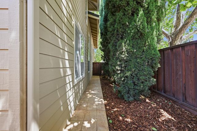 35301 Terra Cotta Circle, Fremont, CA 94536