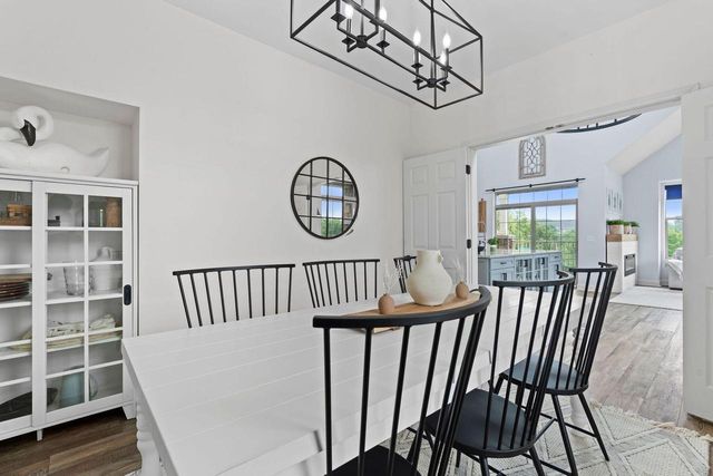 14900 W Wilbur DRIVE #1207, New Berlin, WI 53151
