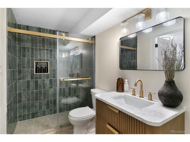 4465 S Eagle Cir, Aurora, CO 80015