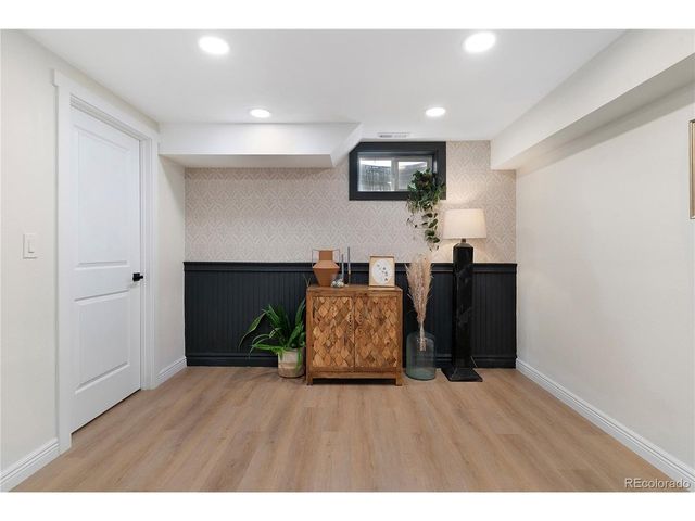 4465 S Eagle Cir, Aurora, CO 80015