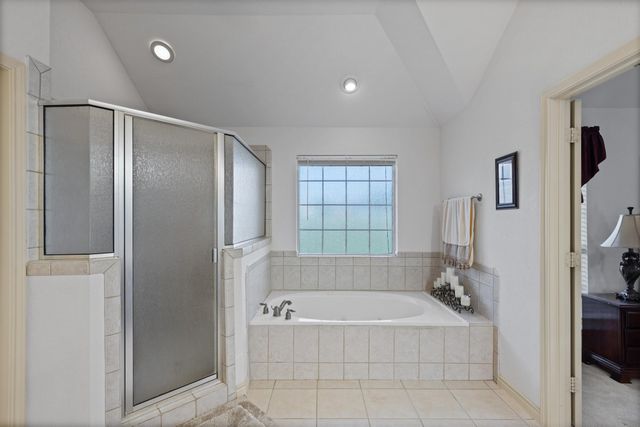 125 Deer Stream Court, Azle, TX 76020