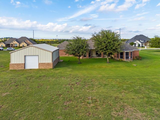 125 Deer Stream Court, Azle, TX 76020