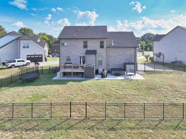 227 Settlers Way, Hendersonville, TN 37075