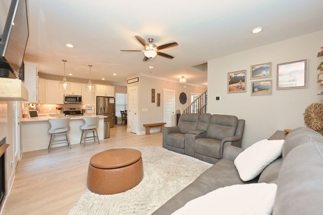 227 Settlers Way, Hendersonville, TN 37075