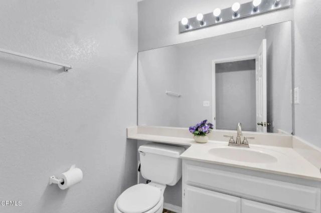 42950 Burlwood Drive, Lancaster, CA 93536