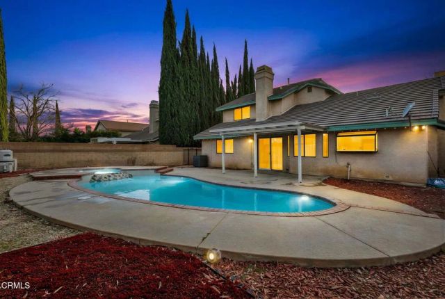 42950 Burlwood Drive, Lancaster, CA 93536