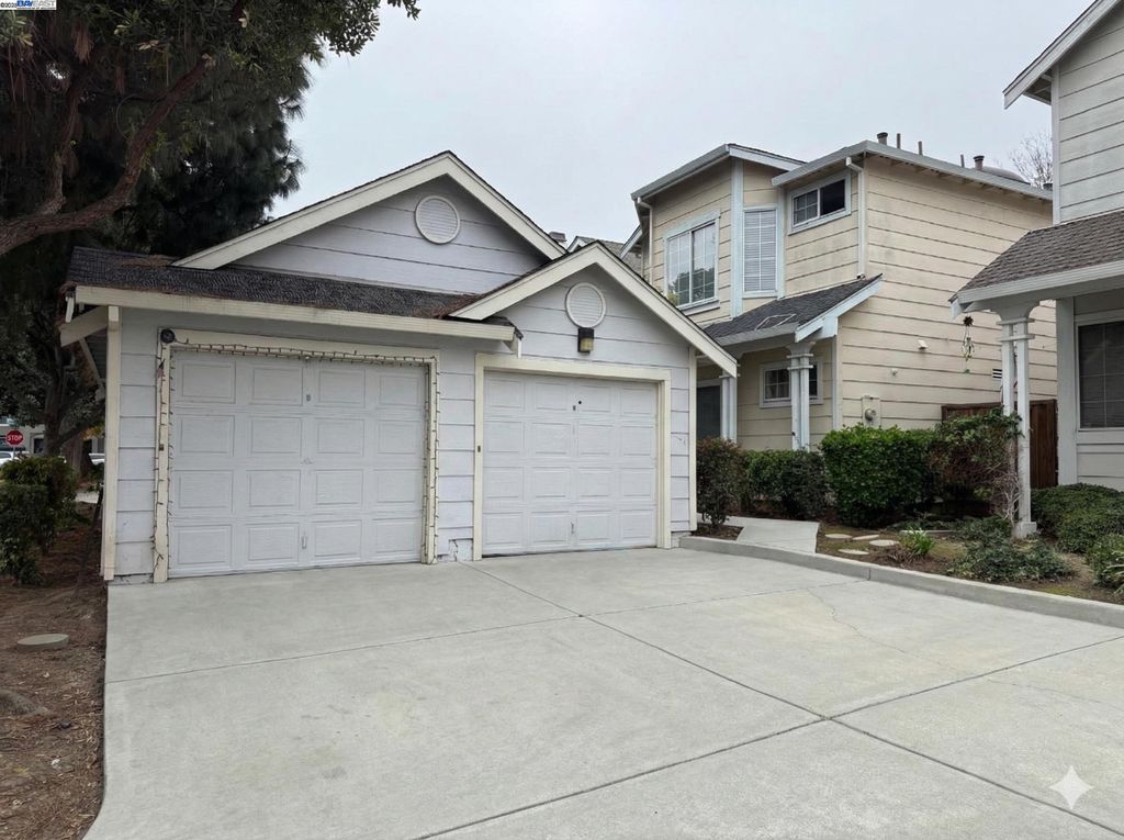 39965 Potrero Dr, Newark, CA 94560