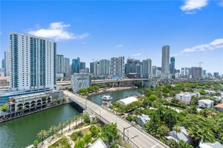 10 SW South River Dr 1504, Miami, FL 33130