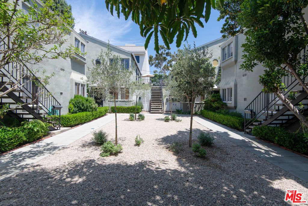 9025 Rangely Avenue 9029.75, West Hollywood, CA 90048