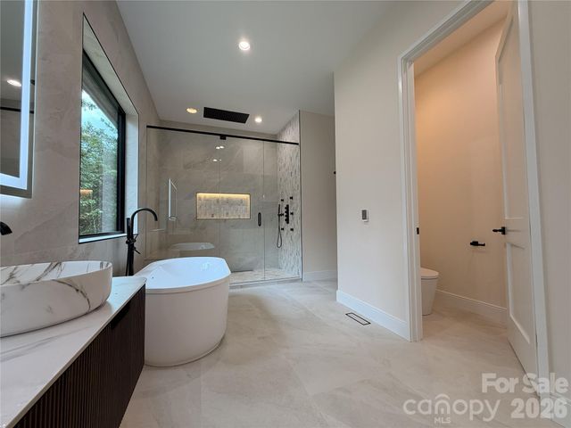 407 Melnick Terrace, Asheville, NC 28803