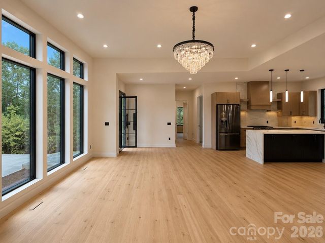 407 Melnick Terrace, Asheville, NC 28803