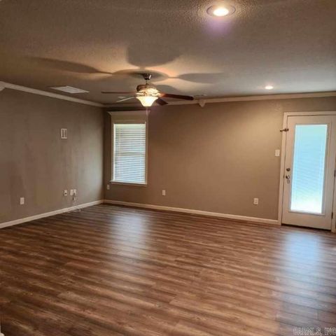 1230 Littlewood Cove, Conway, AR 72032