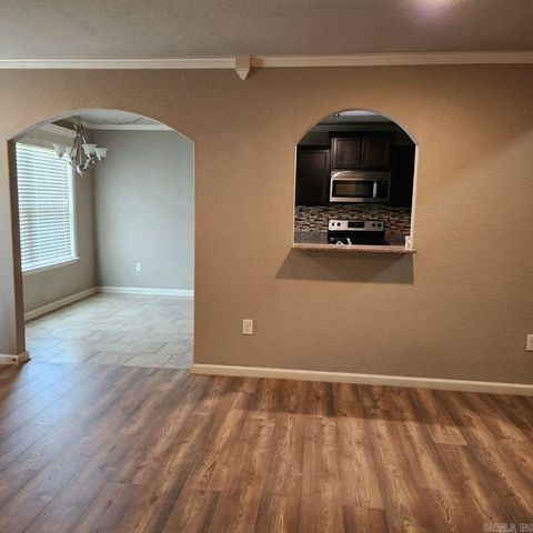 1230 Littlewood Cove, Conway, AR 72032