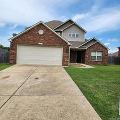 1230 Littlewood Cove, Conway, AR 72032