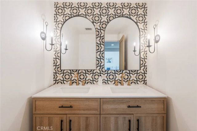 3550 Goldenrod Circle, Seal Beach, CA 90740