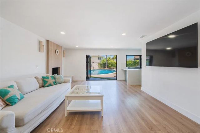3550 Goldenrod Circle, Seal Beach, CA 90740