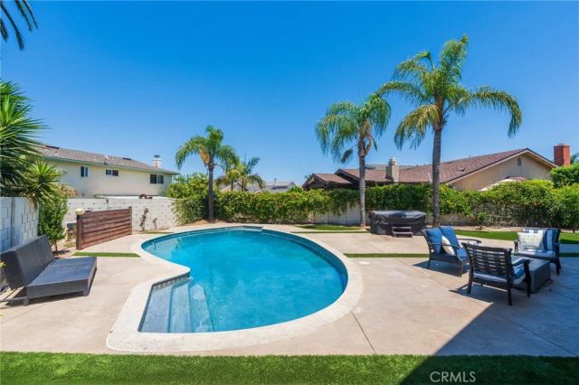 3550 Goldenrod Circle, Seal Beach, CA 90740