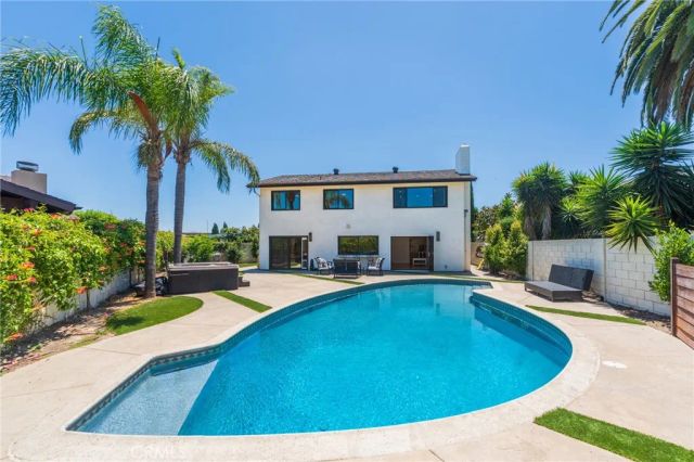 3550 Goldenrod Circle, Seal Beach, CA 90740