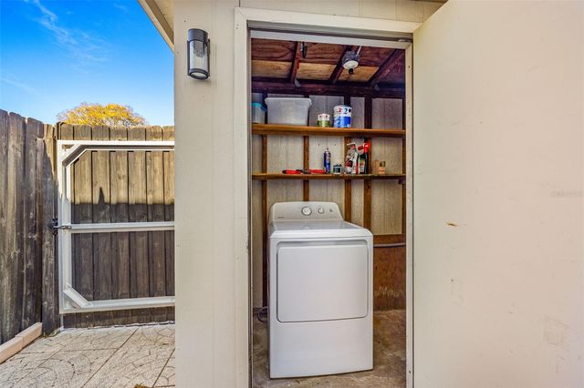 4311 LA VERA COURT, Tampa, FL 33611