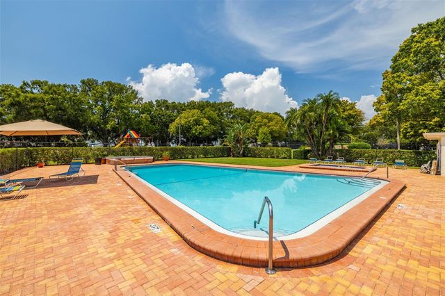 4311 LA VERA COURT, Tampa, FL 33611