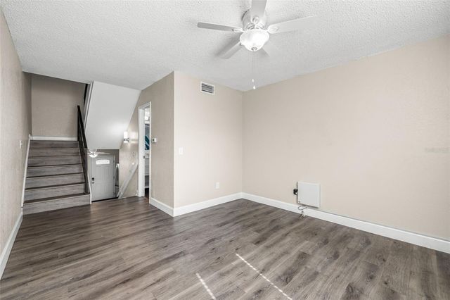 4311 LA VERA COURT, Tampa, FL 33611