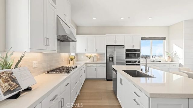 15 Merit, Irvine, CA 92618
