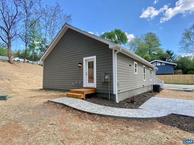 108 BOLLINGBROOK DR, Charlottesville, VA 22911
