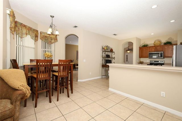 426 ALEXANDRIA PLACE DRIVE, Apopka, FL 32712
