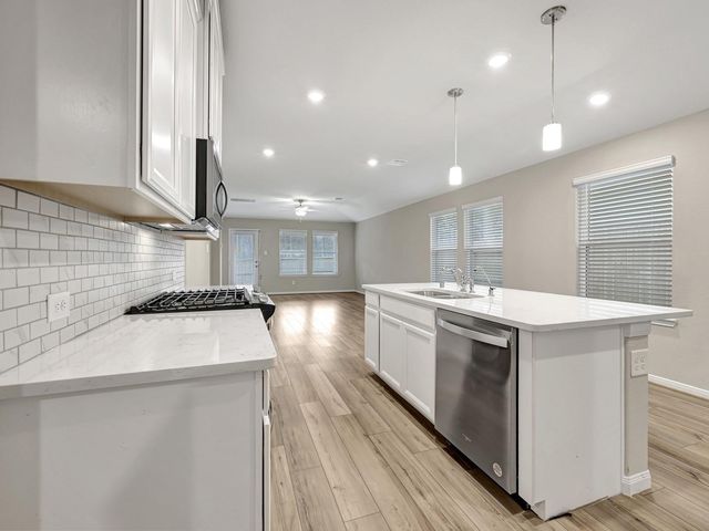 388 Sunrise Ranch Drive, Montgomery, TX 77316