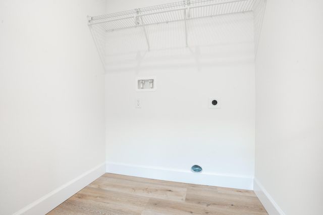 21 C 5th Avenue, Shalimar, FL 32579