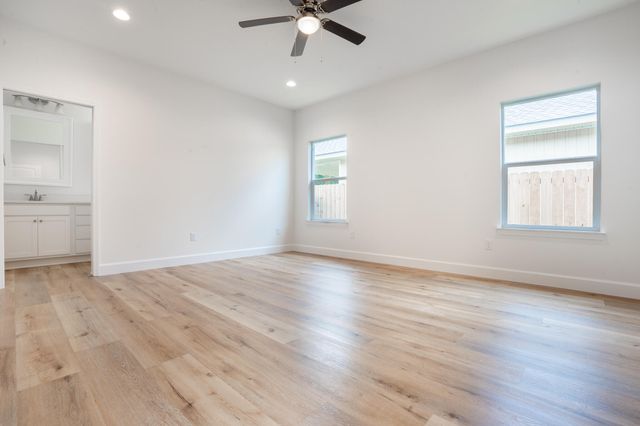 21 C 5th Avenue, Shalimar, FL 32579