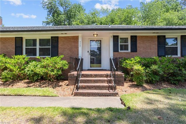 3307 Dogwood DR, Portsmouth, VA 23703