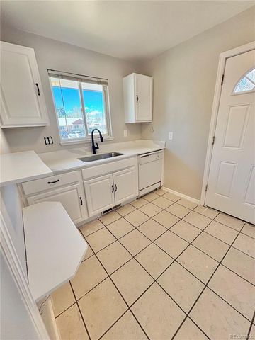 3556 Fairfax Street, Denver, CO 80207