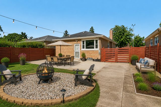 15606 Ingleside Avenue, Dolton, IL 60419