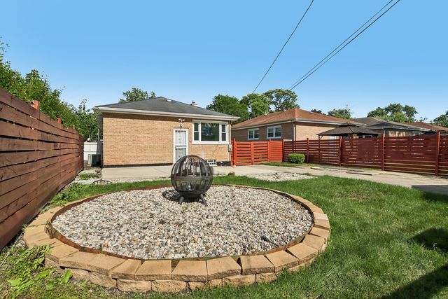 15606 Ingleside Avenue, Dolton, IL 60419