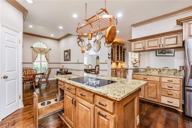 7013 Adcote Dr, Corpus Christi, TX 78413