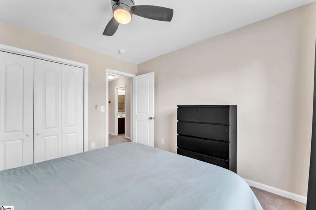 212 Rivers Edge Circle, Simpsonville, SC 29680