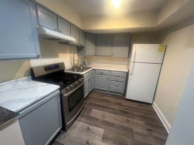 1471 N Winslowe Drive 103, Palatine, IL 60074