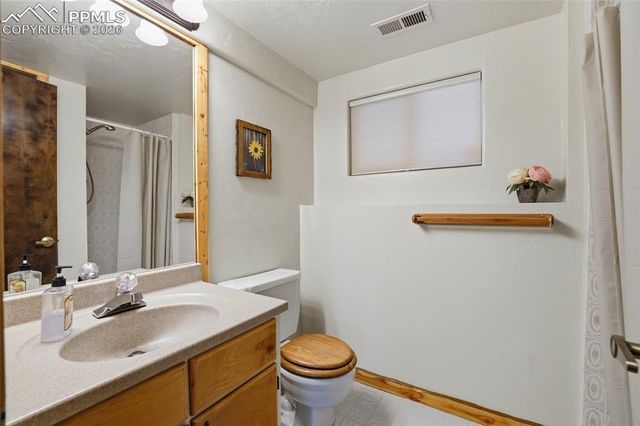 4955 Diamond Drive, Colorado Springs, CO 80918