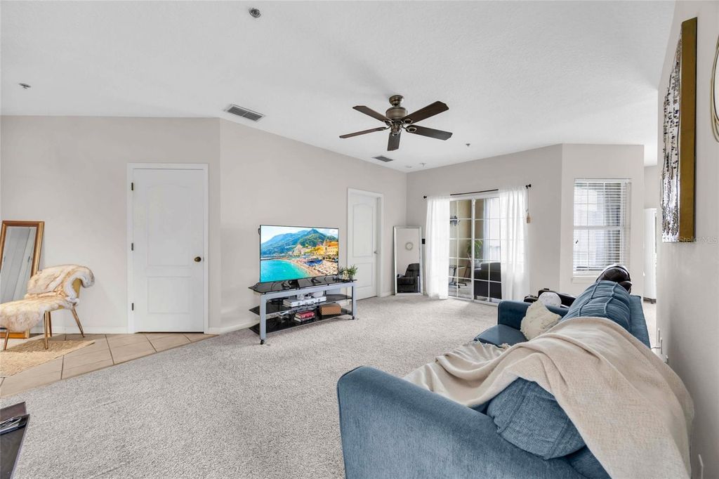 Image 26 of property listing at 4897 CYPRESS WOODS DRIVE 6303, Orlando, FL 32811