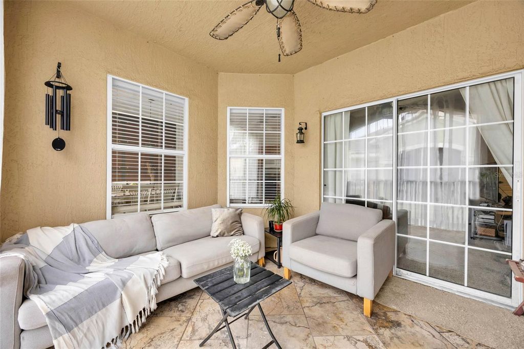 Image 28 of property listing at 4897 CYPRESS WOODS DRIVE 6303, Orlando, FL 32811