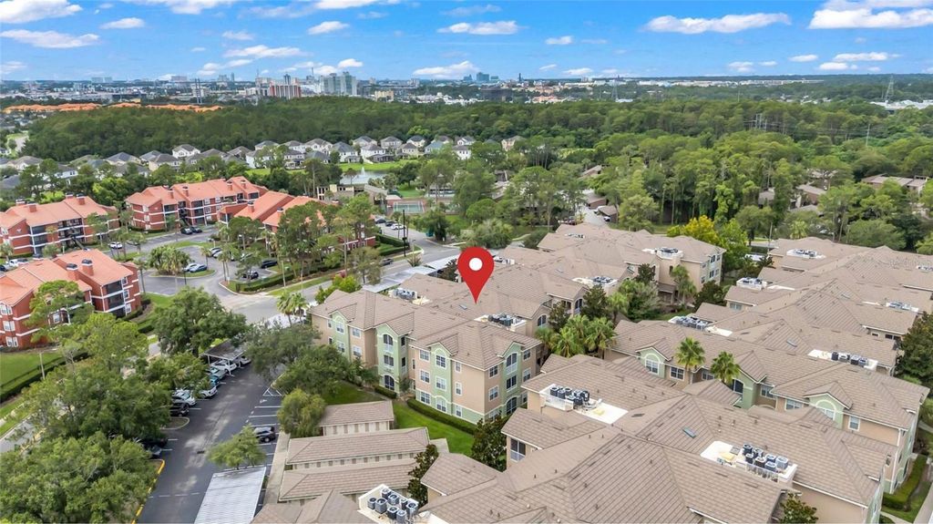 Image 38 of property listing at 4897 CYPRESS WOODS DRIVE 6303, Orlando, FL 32811