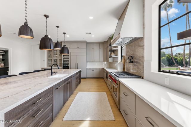 5614 N 75TH Place, Scottsdale, AZ 85250